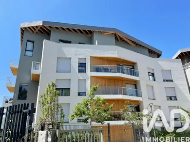 Apartment in Bry-sur-Marne (94360)