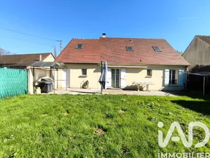 Maison à Saint-Loup-de-Naud (77650)