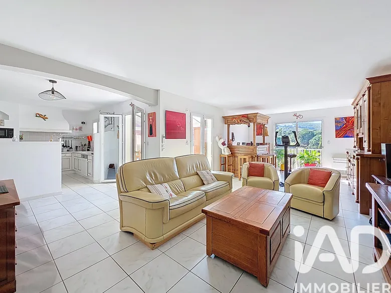Maison 6 pièces 145 m² · à Port-Vendres · 145 m² · 425 000 €