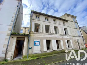 Townhouse in Saint-Maixent-l'École (79400)