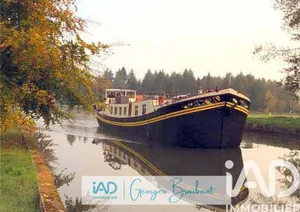 Péniche à Limay (78520)