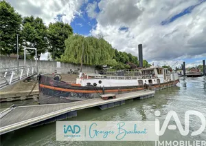 Péniche à Villeneuve-la-Garenne (92390)