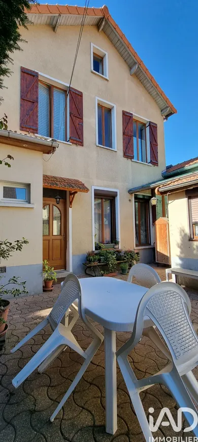Pavillon à Bezons (95870)