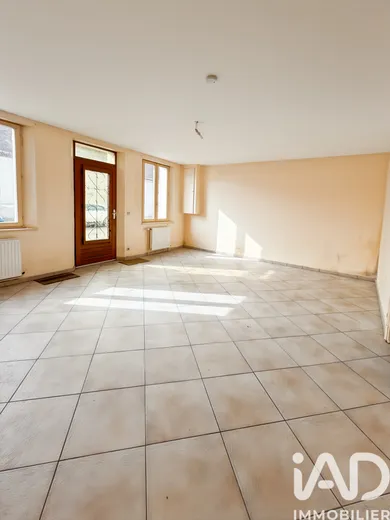Maison de ville à Gy-les-Nonains (45220)