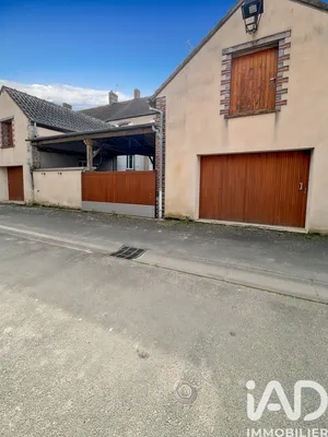 Maison de ville à Gy-les-Nonains (45220)