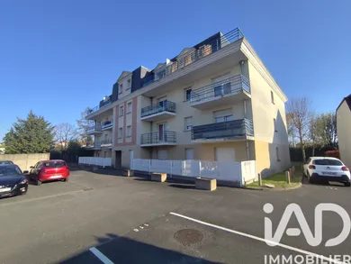 Apartment in Fleury-les-Aubrais (45400)
