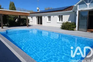 House in Noé (31410)