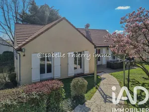 Traditional house in Montlhéry (91310)