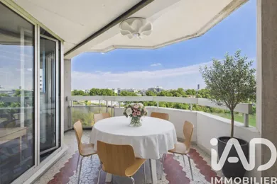 Appartement à Courbevoie (92400)