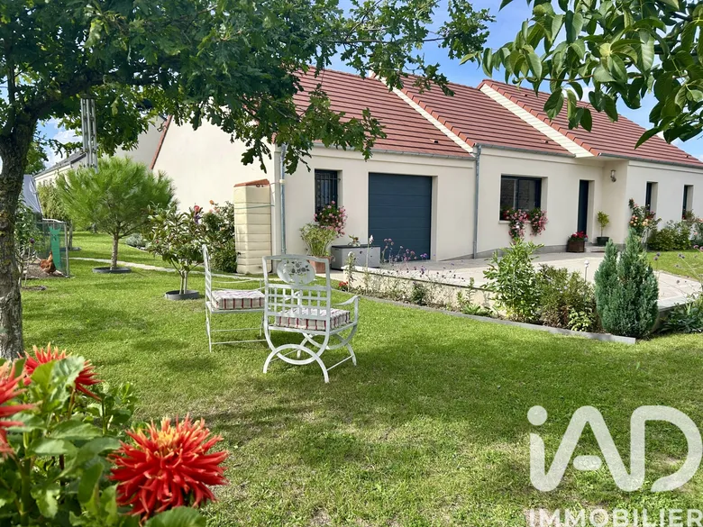 Maison 4 pièces 116 m² · à Tavers · 116 m² · 349 000 €