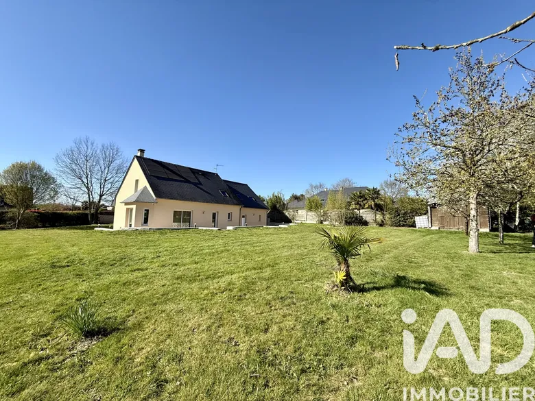 Maison 7 pièces 166 m² · à Bonchamp-lès-Laval · 166,3 m² · 563 000 €