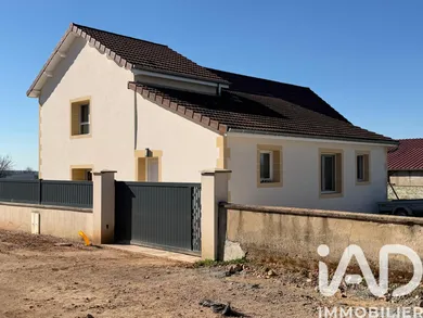 House in Paray-le-Monial (71600)