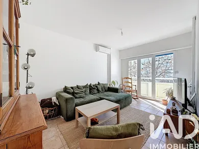 Apartment in Toulon (83000)