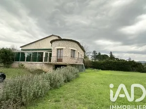 Maison traditionnelle à Vallon-Pont-d'Arc (07150)