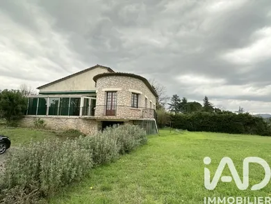 Maison traditionnelle à Vallon-Pont-d'Arc (07150)