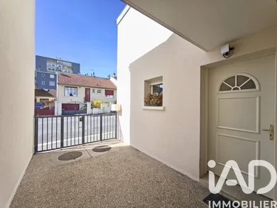 House in Reims (51100)