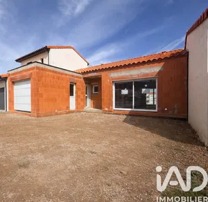 Traditional house in Thuir (66300)