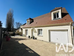 Traditional house in Jouars-Pontchartrain (78760)
