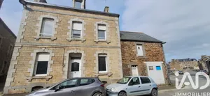 Maison de ville à Plénée-Jugon (22640)