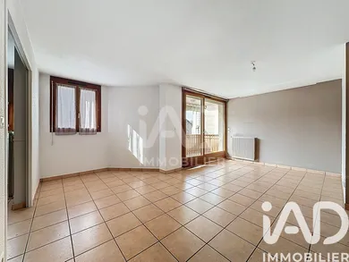 Appartement à La Balme-de-Sillingy (74330)