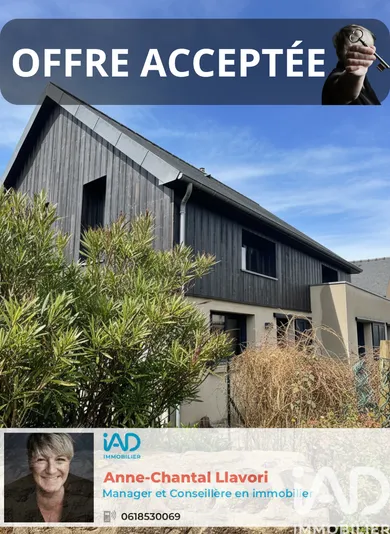 Architectural house in Saint-Lunaire (35800)