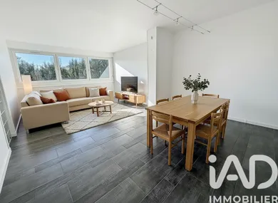 Apartment in Vaucresson (92420)