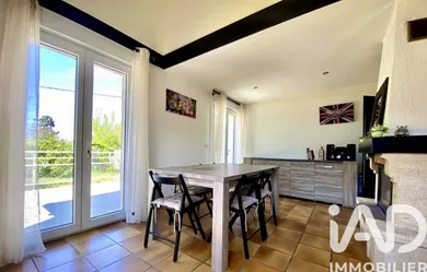 House in Ambarès-et-Lagrave (33440)