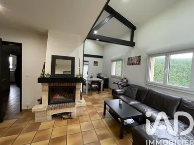 House in Ambarès-et-Lagrave (33440)