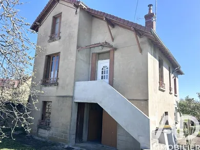 House in Cosne-d'Allier (03430)