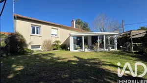 Maison d'architecte à Montrevault (49110)