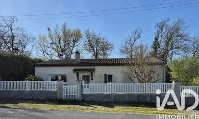 Maison à Montendre (17130)