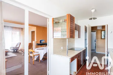 Apartment in Montrouge (92120)