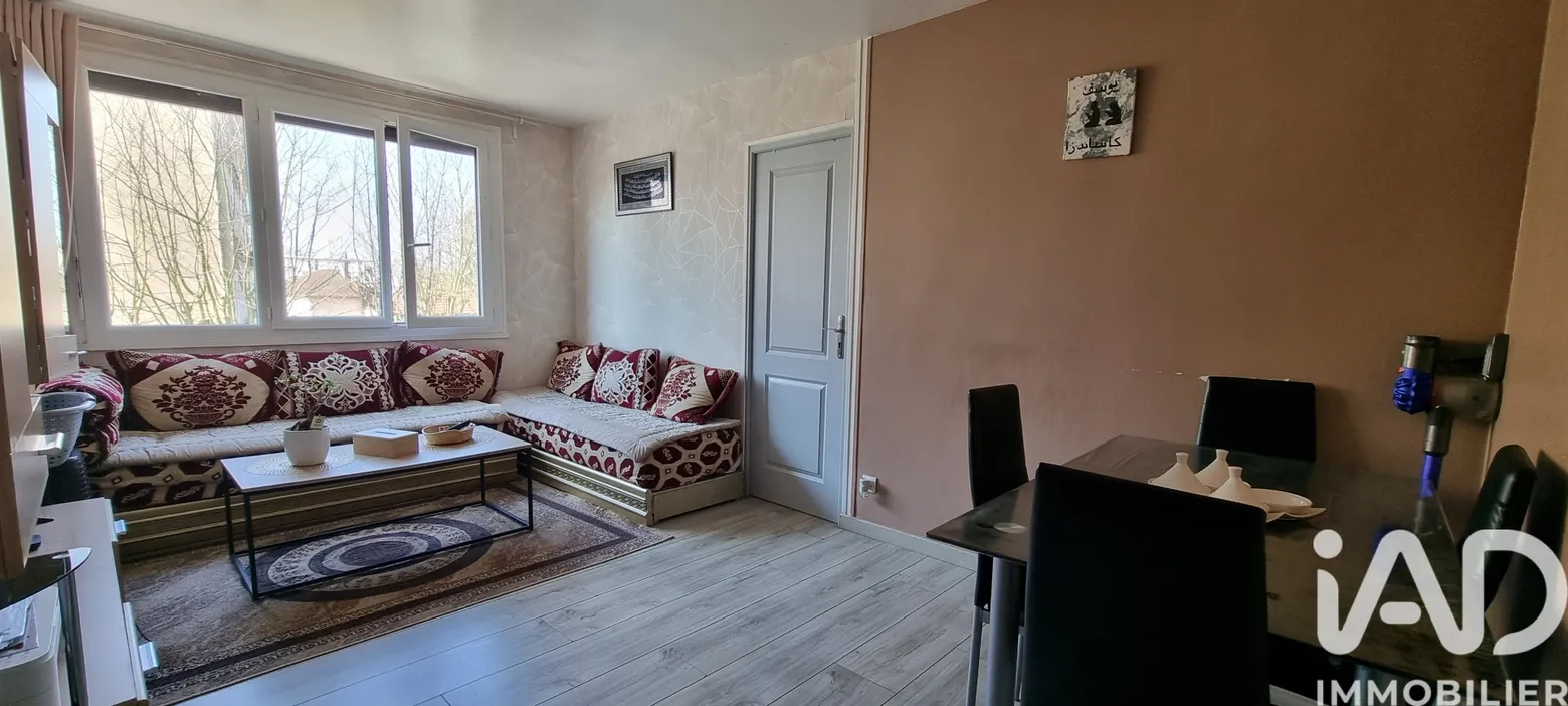 Vente appartement à Bezons (95870) : appartement 2 pièces 39 m² - 1974943 — 2