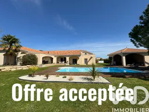 Maison d'architecte à Buxerolles (86180)