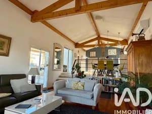 Architectural house in Charols (26450)