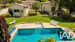 Architectural house in Charols (26450)