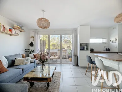 Appartement à Bordeaux (33200)