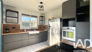 House in Saint-Urbain (29800)