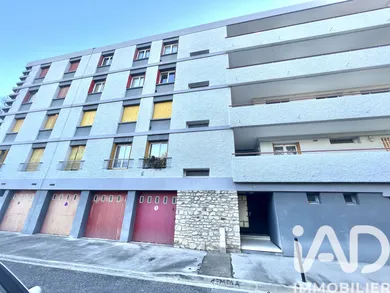 Appartement à Nîmes (30000)