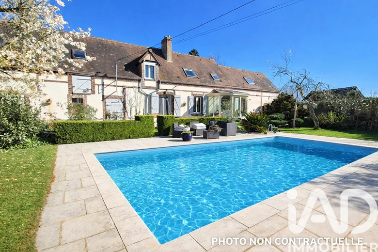 Maison 6 pièces 131 m² · à Combres · 131 m² · 340 000 €
