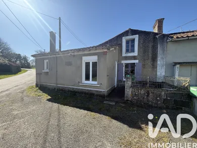 Park home in Le Tallud (79200)