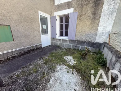 Park home in Le Tallud (79200)