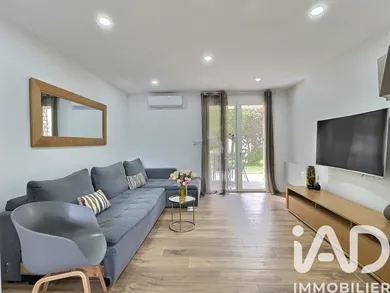 Apartment in Aix-en-Provence (13090)