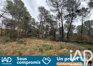 Terrain à Saint-Cannat (13760)