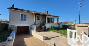 Pavillon à Airvault (79600)