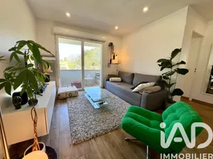 Apartment in Villenave-d'Ornon (33140)