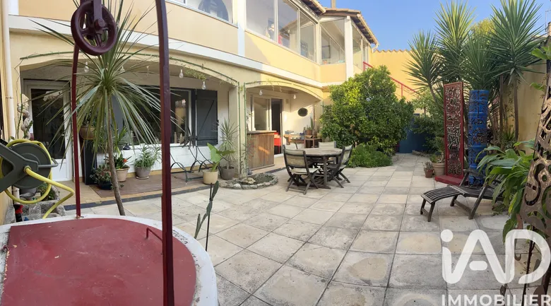 Maison 6 pièces 156 m² · à Garons · 156 m² · 289 000 €