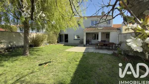 House in Esnandes (17137)