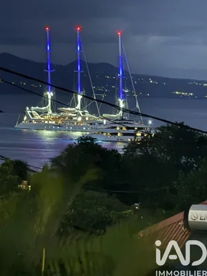 Maison à Terre-de-Haut (97137)