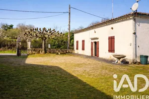 Park home in Montguyon (17270)